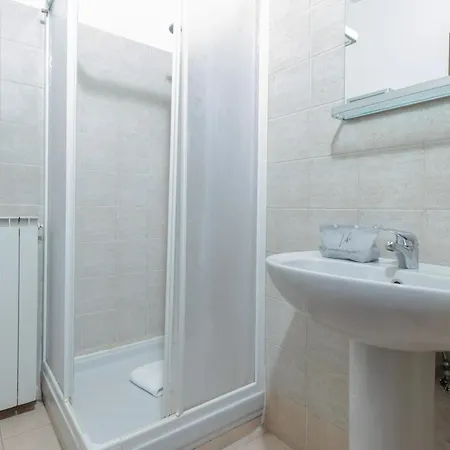 Rifugio Silenzioso Vicino Aeroporto - Homeunity Apartamento *